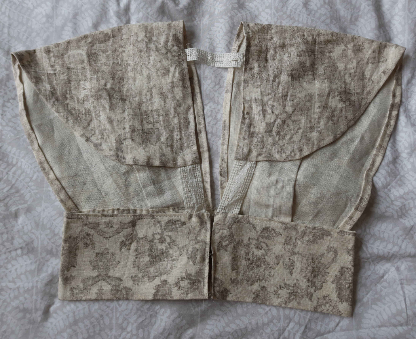 Upcycled Linen V-neck Top - Vintage Lace | Sustainable Fashion